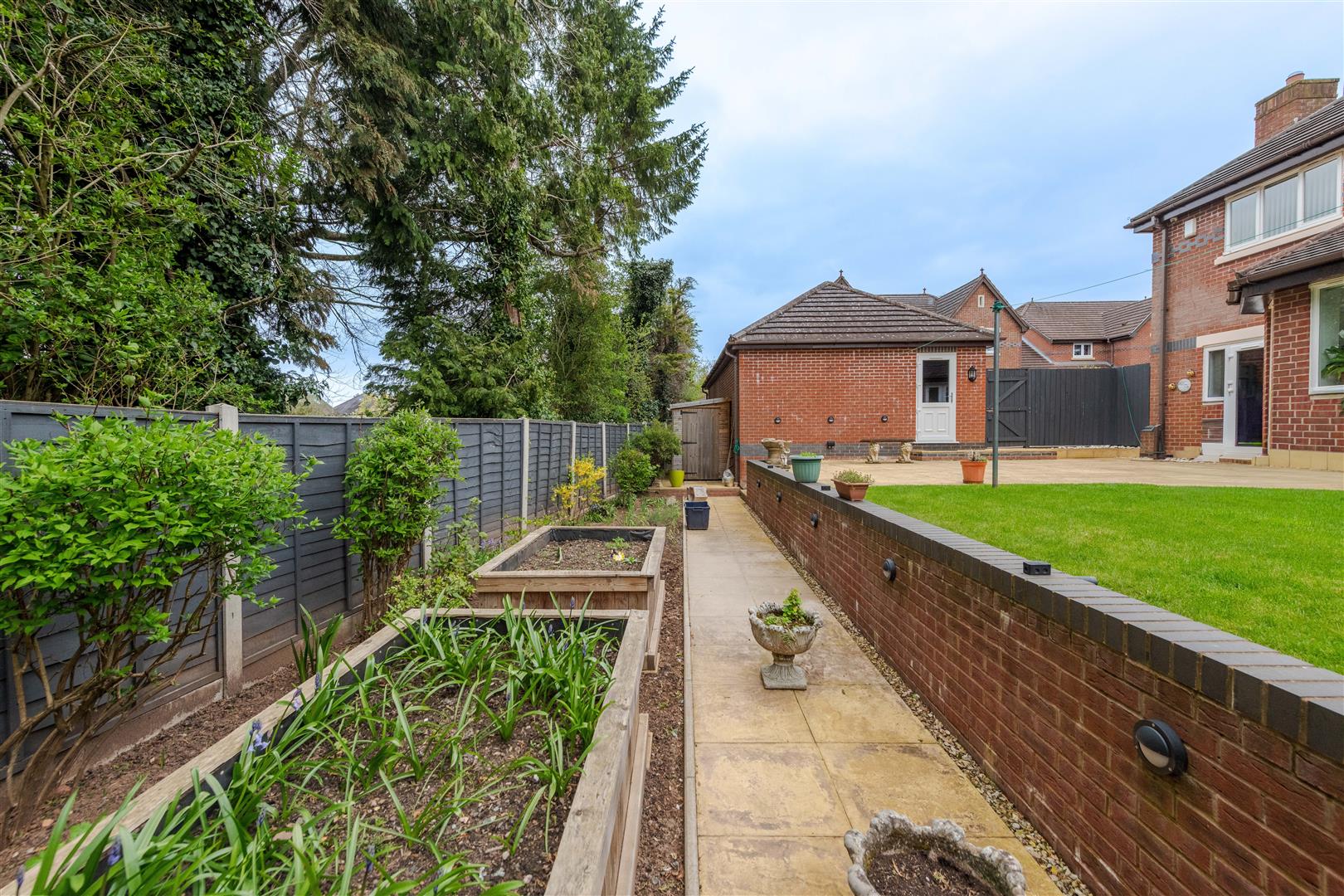Newfield Place, Hagley, Stourbridge